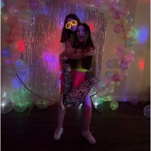 Meet your Posher, olive